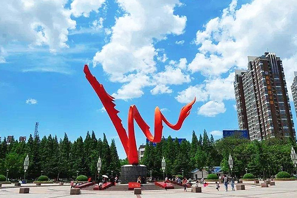 河南濮阳一大型供热公司2台燃气蒸汽锅炉
